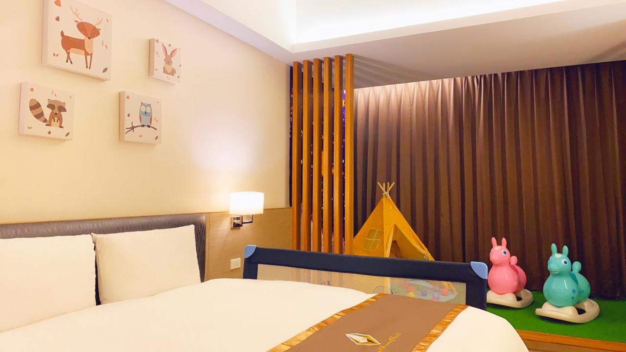 Tsun Huang Hotel Chiayi Exterior foto
